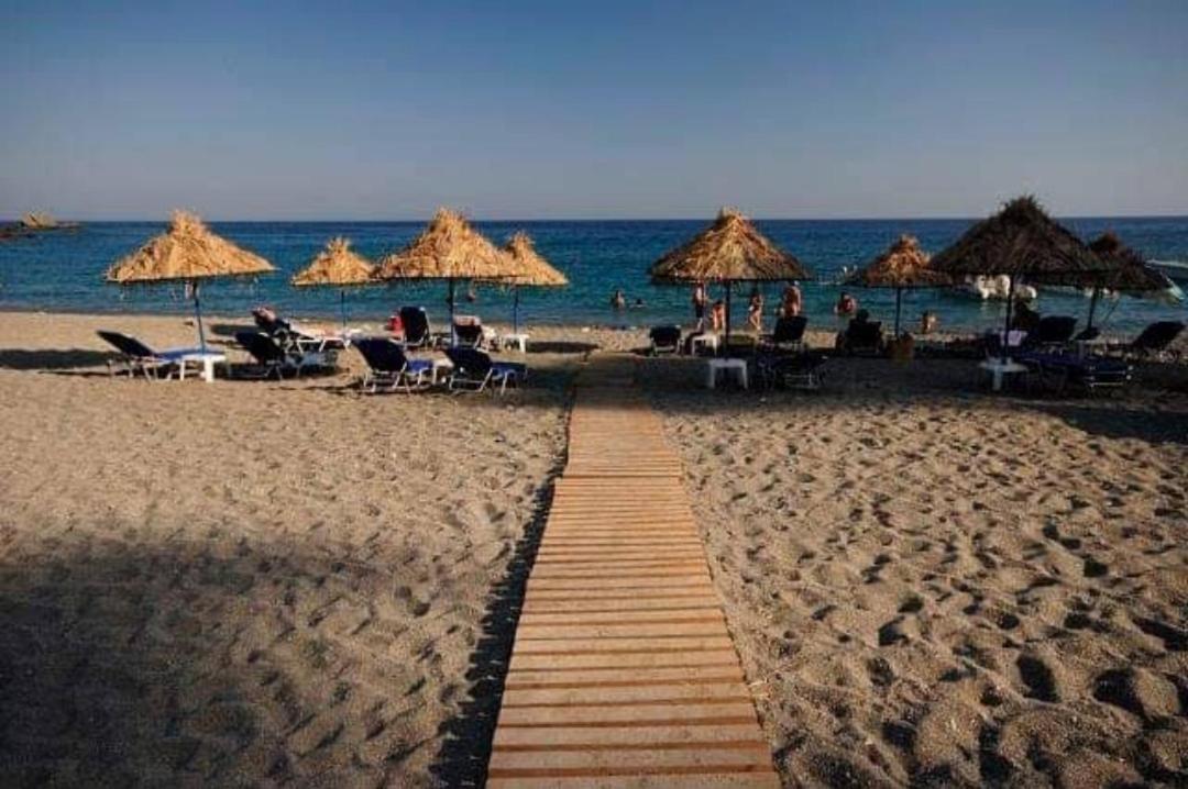 Achlia Beach Apartments 3 Ierapetra  Bagian luar foto